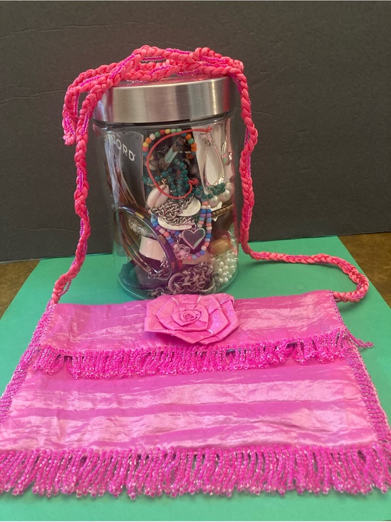 assorted Jewelry - 40 PCS. Assortd Mystery Jewelry Jar. Beads & Pearls. Beaded Bag Included.